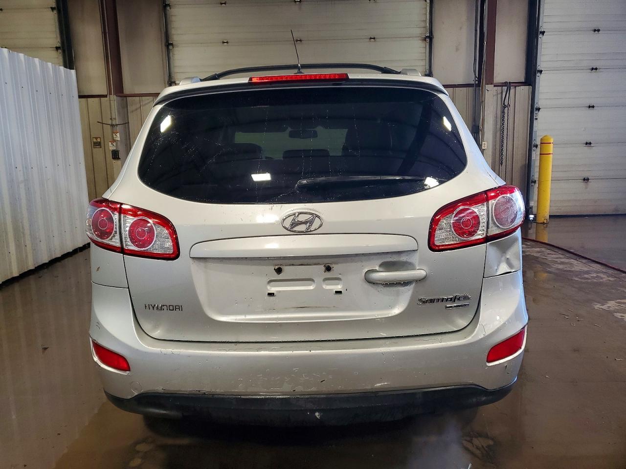 2011 HYUNDAI SANTA FE