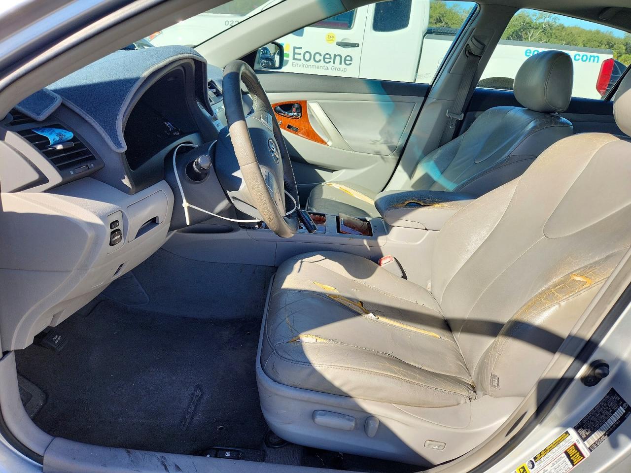 2011 TOYOTA CAMRY
