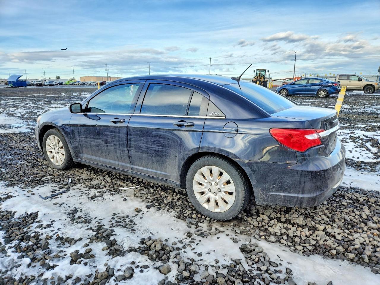 2011 CHRYSLER 200