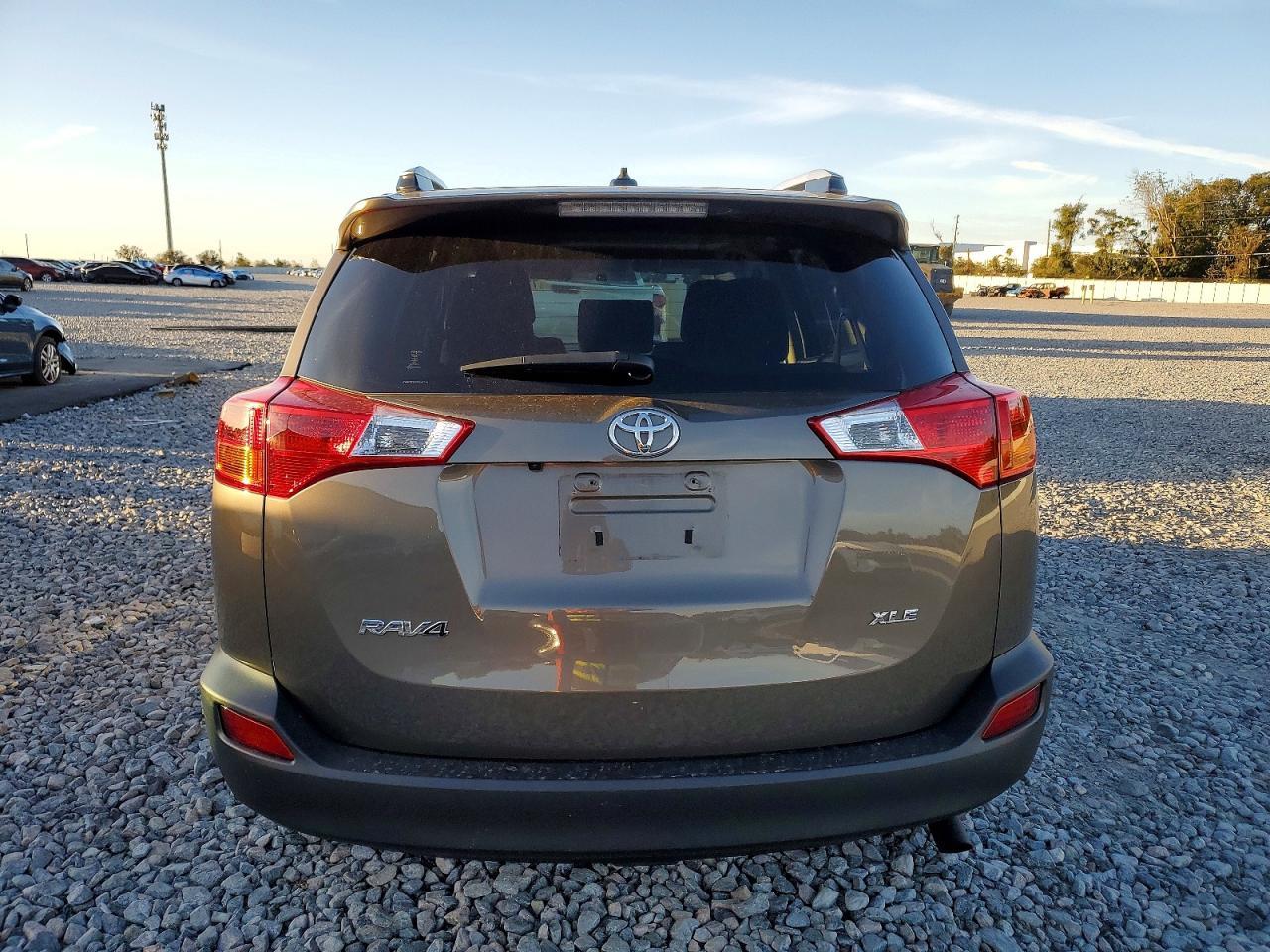 2015 TOYOTA RAV4