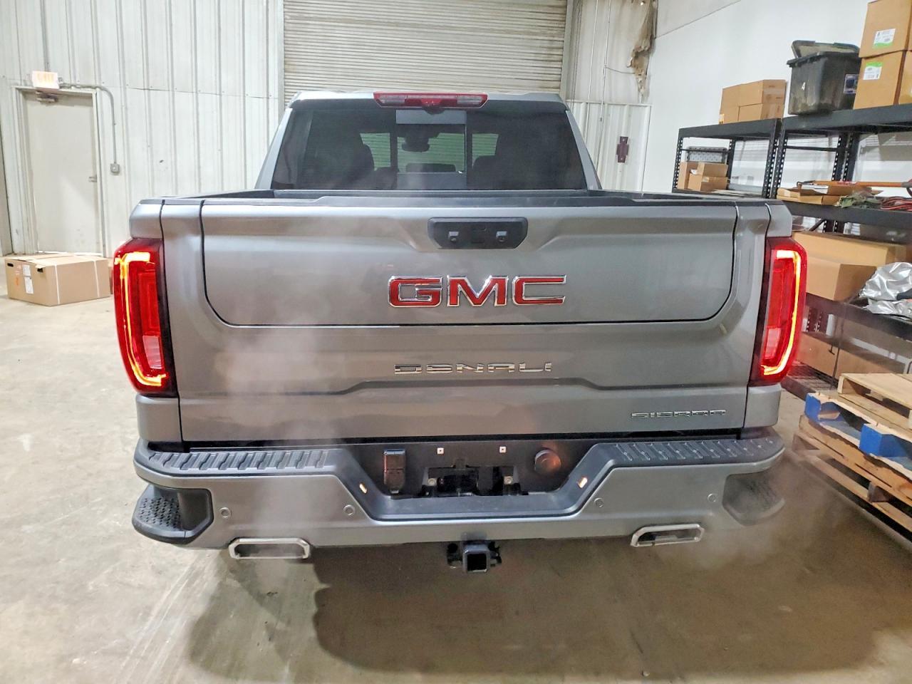 2025 GMC Sierra