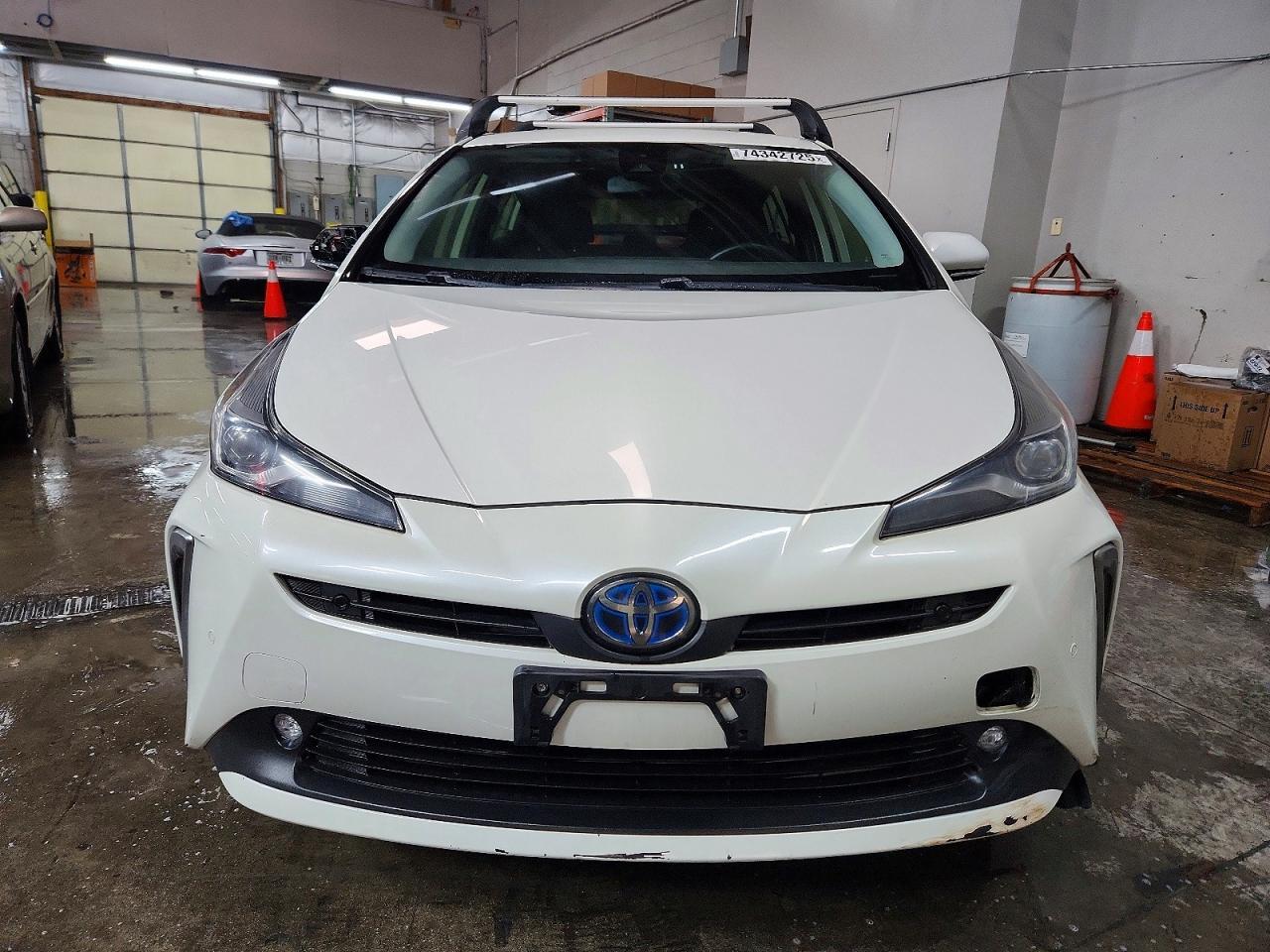2019 TOYOTA PRIUS