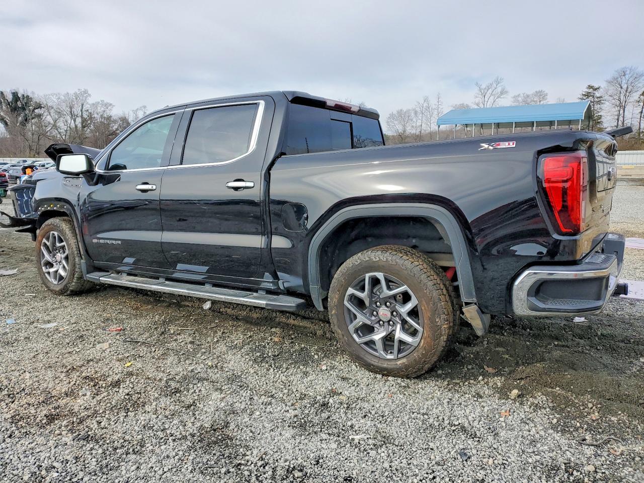 2024 GMC Sierra