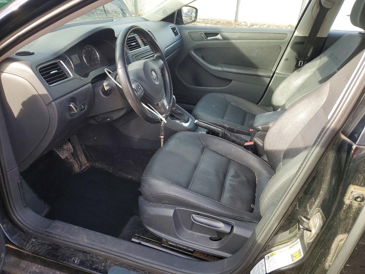 2012 VOLKSWAGEN JETTA