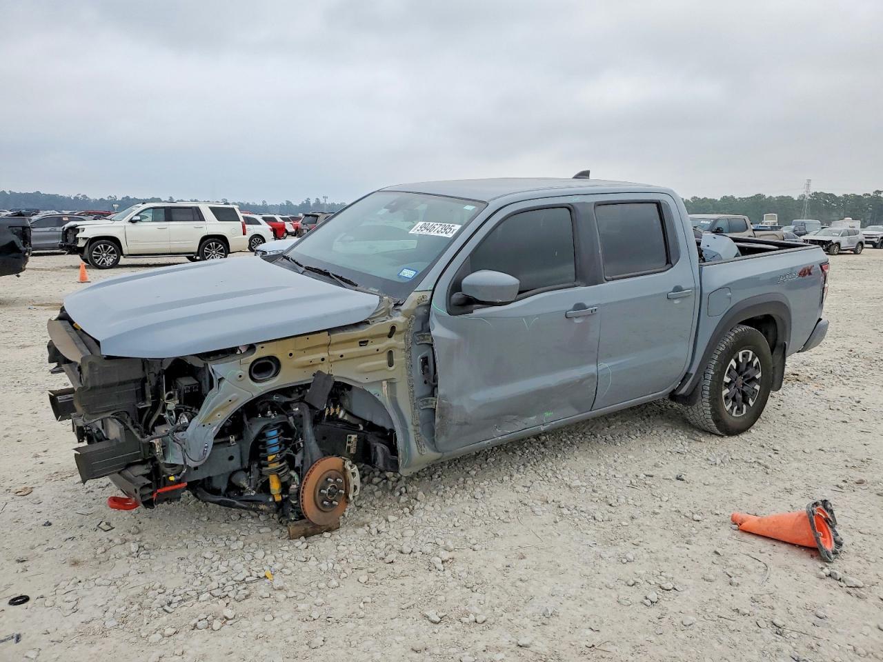 2024 NISSAN Frontier