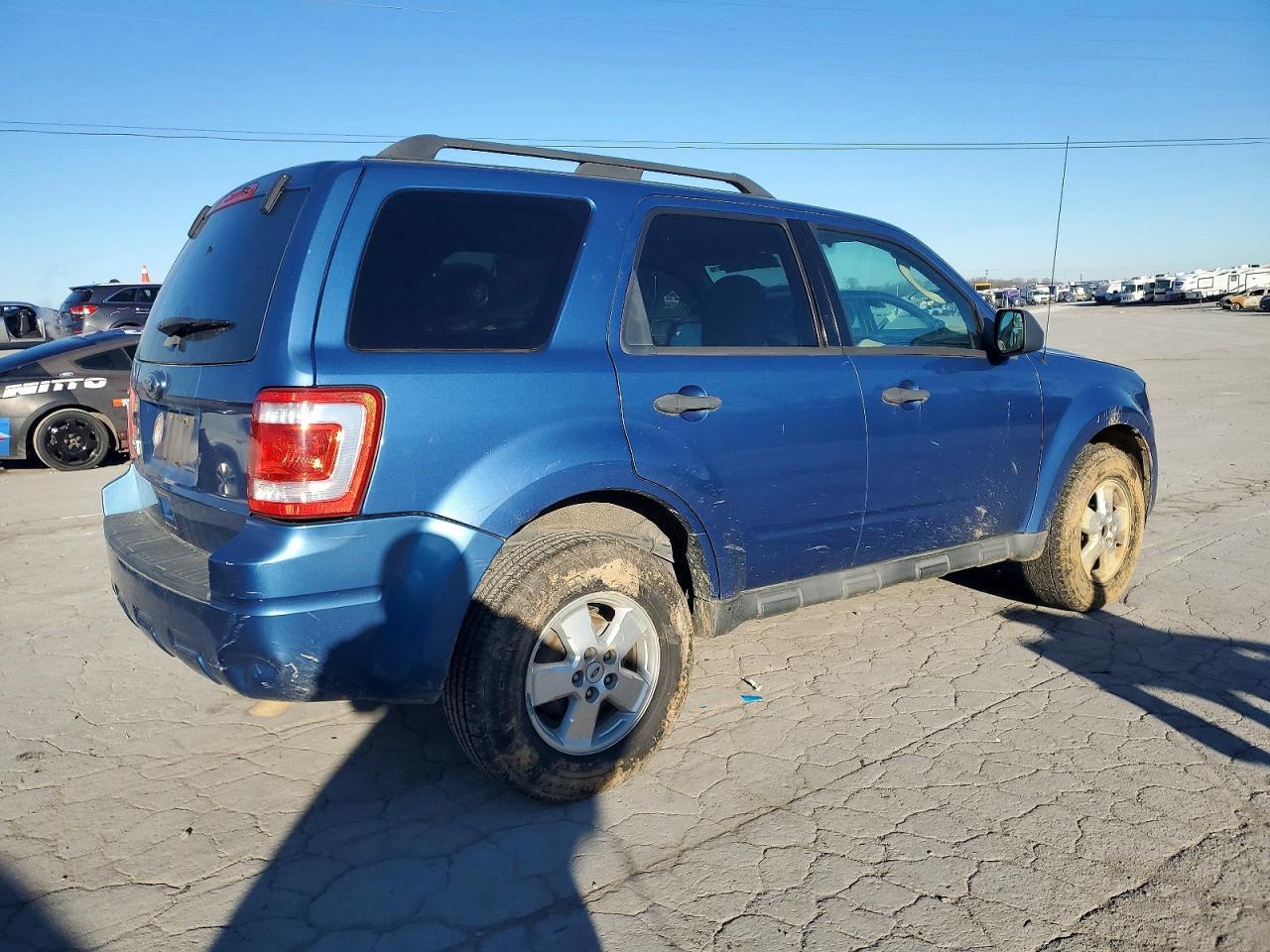 2010 FORD ESCAPE