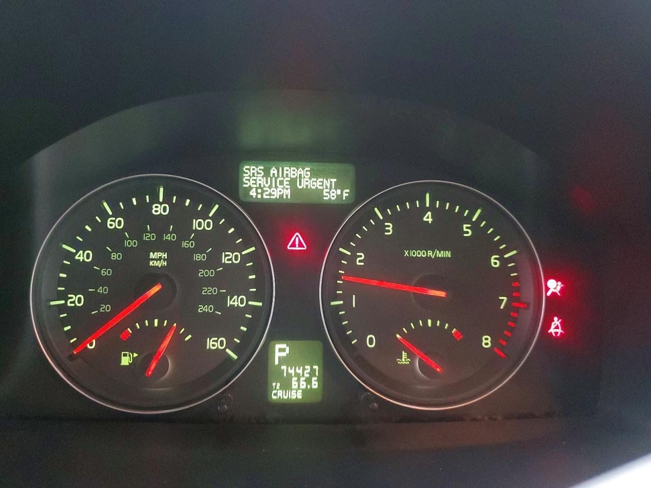2006 VOLVO C70