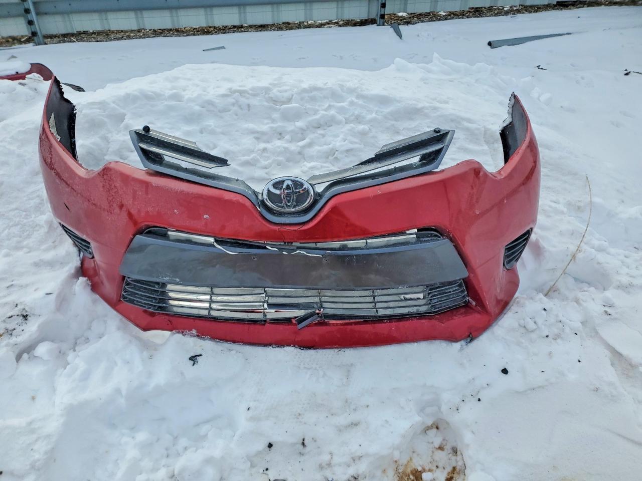 2015 TOYOTA COROLLA