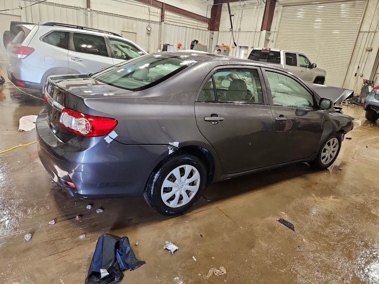 2011 TOYOTA COROLLA