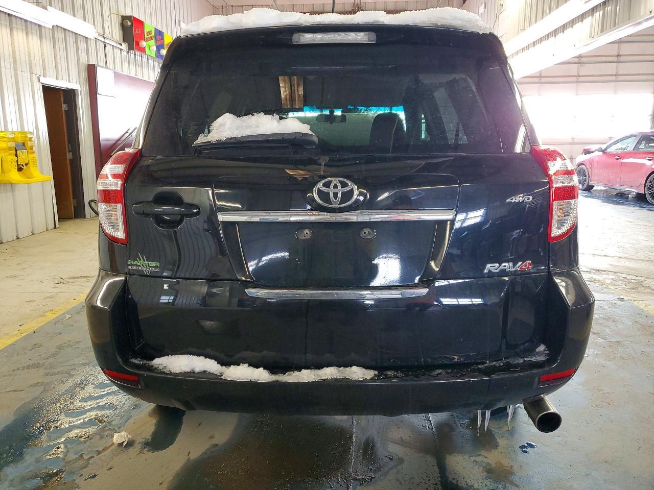 2011 TOYOTA RAV4