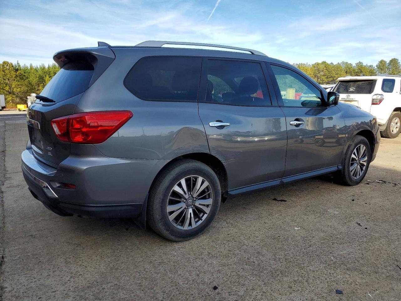 2019 NISSAN PATHFINDER
