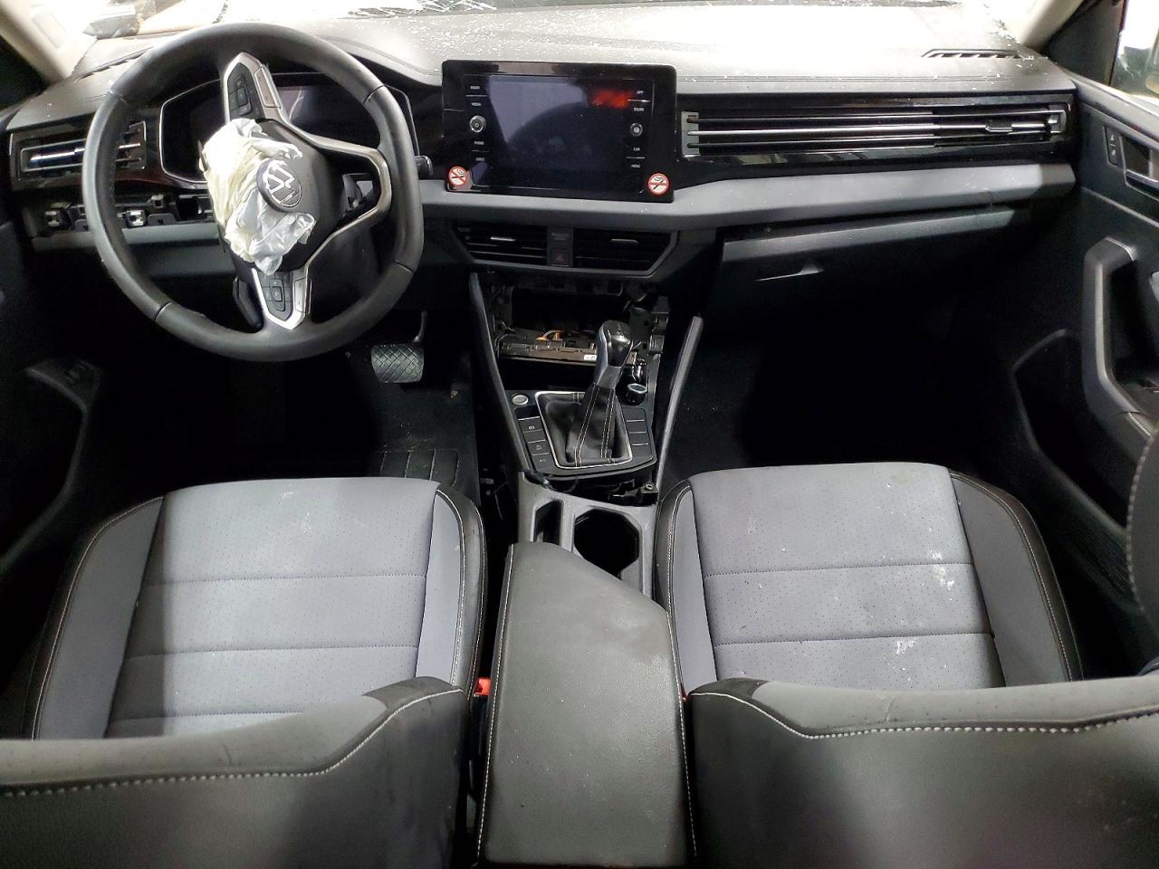 2025 VOLKSWAGEN JETTA