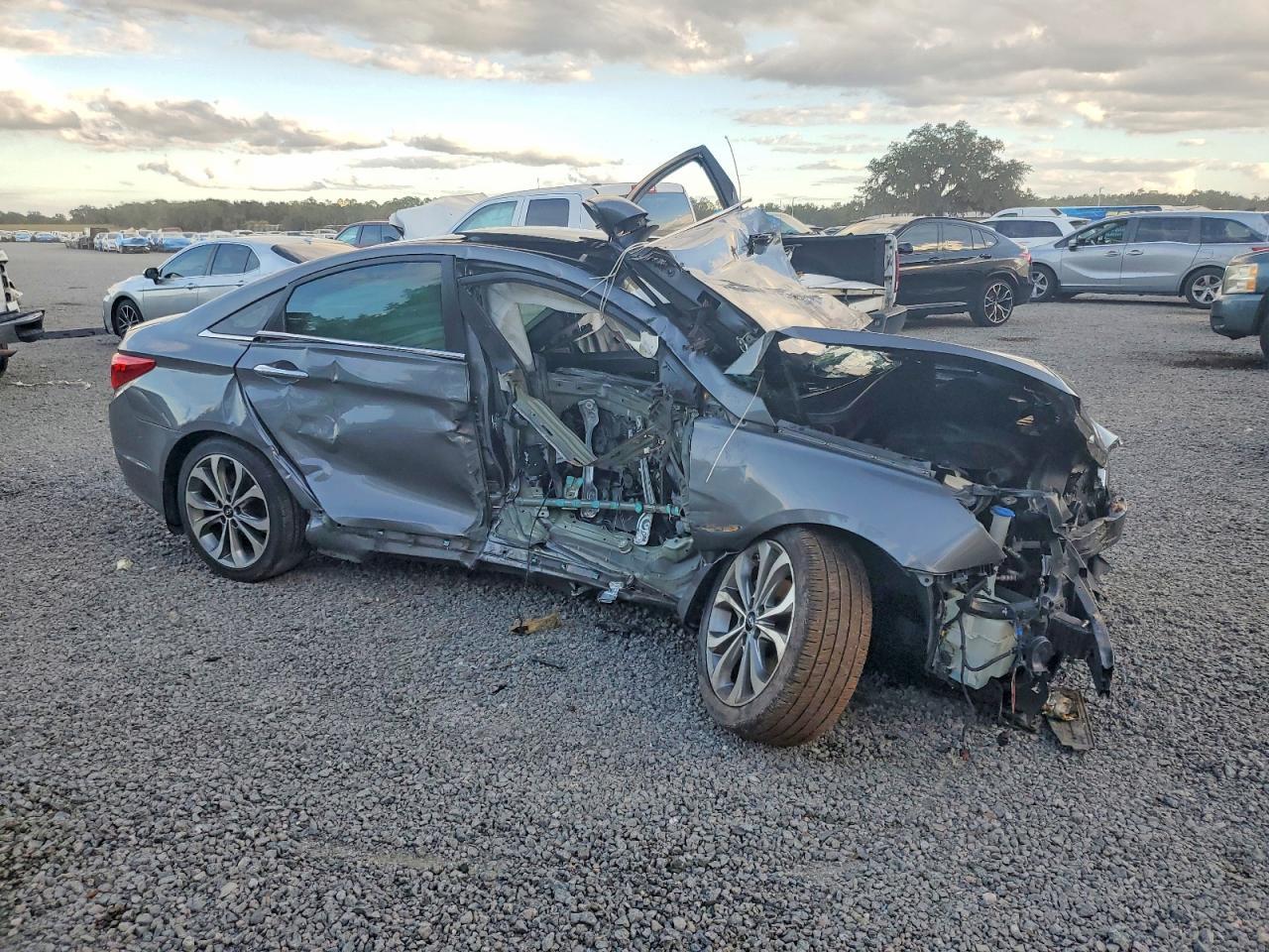 2013 HYUNDAI SONATA