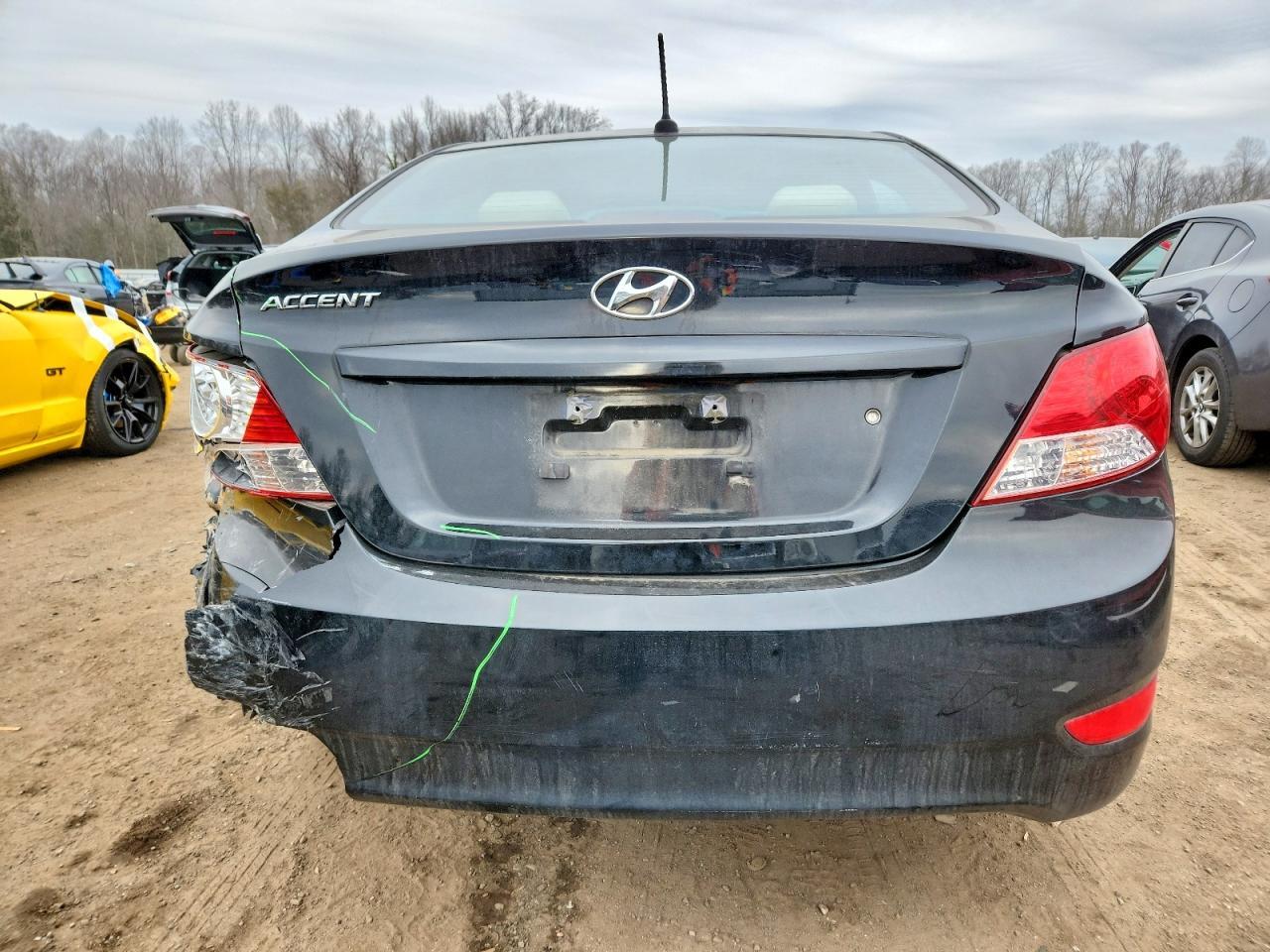 2013 HYUNDAI ACCENT