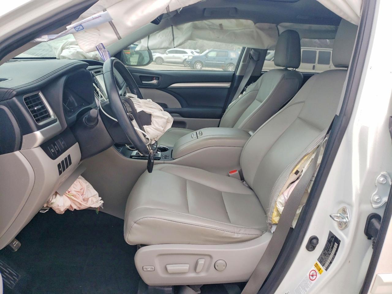 2019 TOYOTA HIGHLANDER