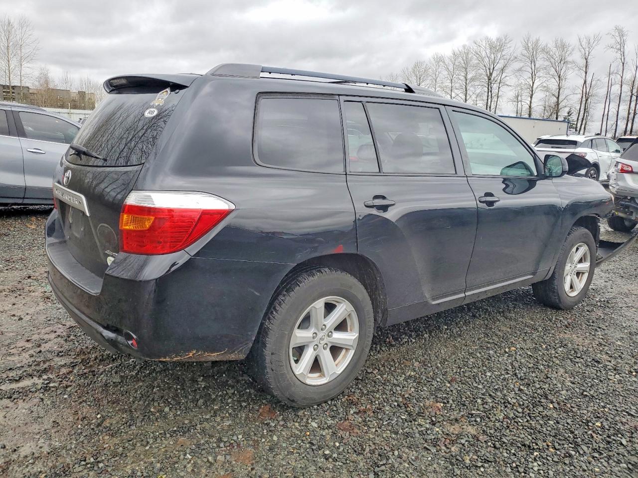 2010 TOYOTA HIGHLANDER