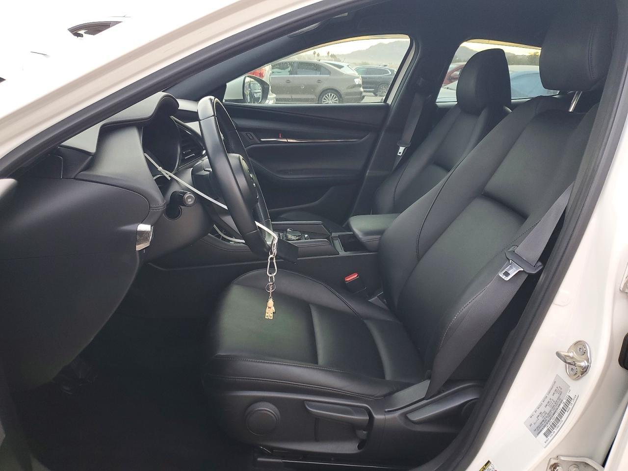 2019 MAZDA 3