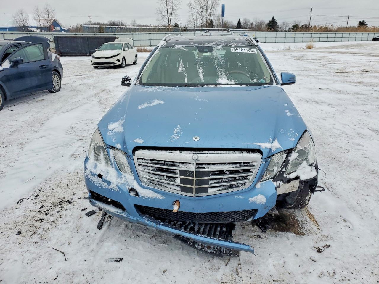 2012 MERCEDES-BENZ E-Class