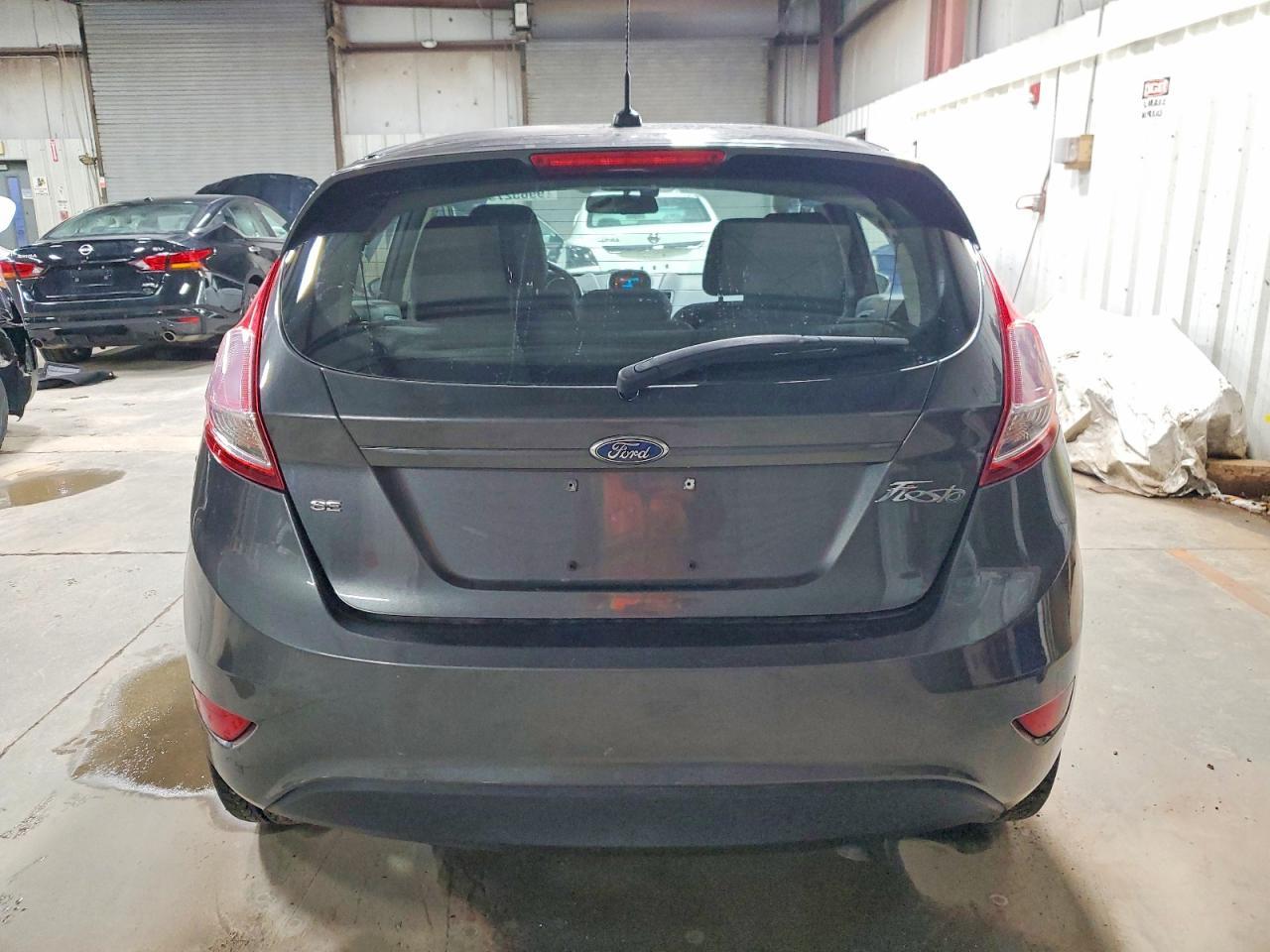 2015 FORD Fiesta