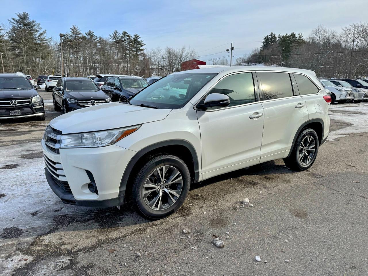 2017 TOYOTA HIGHLANDER