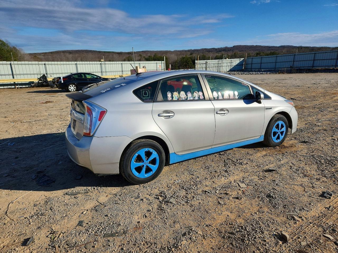 2013 TOYOTA PRIUS
