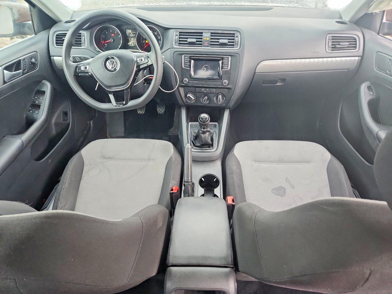 2017 VOLKSWAGEN JETTA