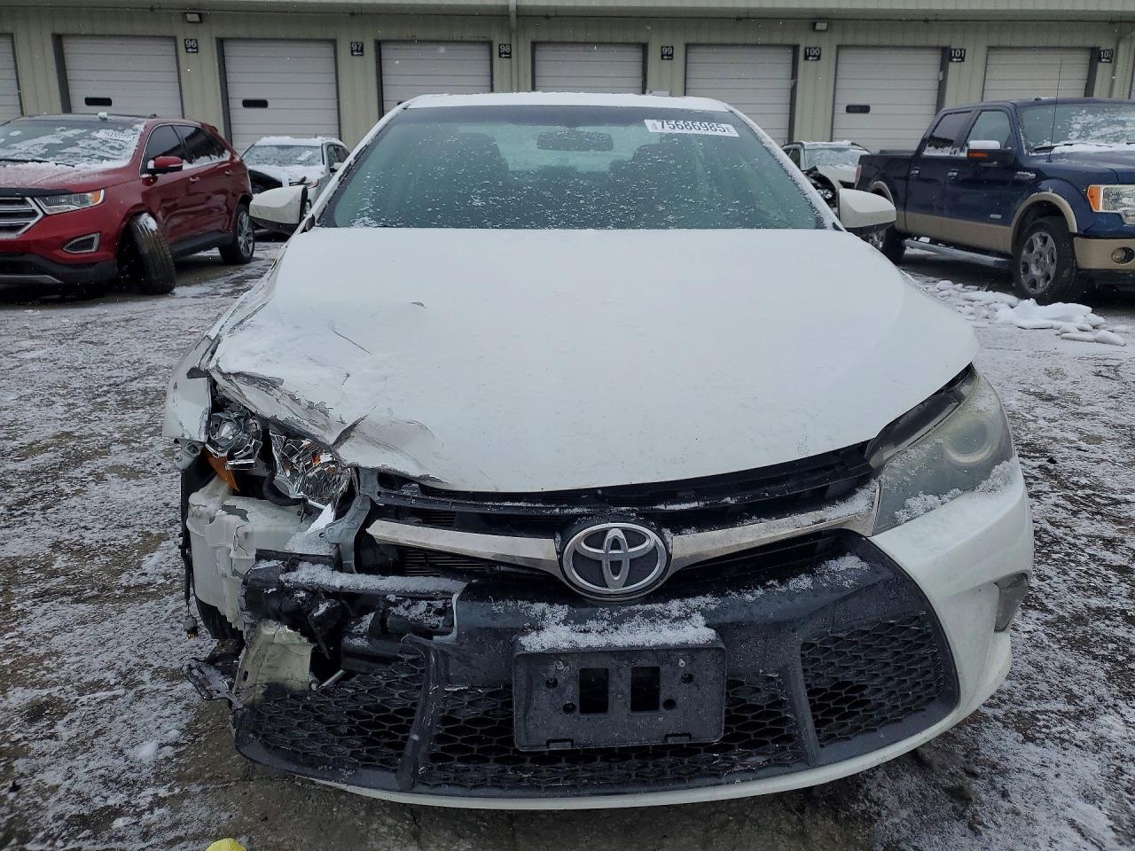 2016 TOYOTA CAMRY