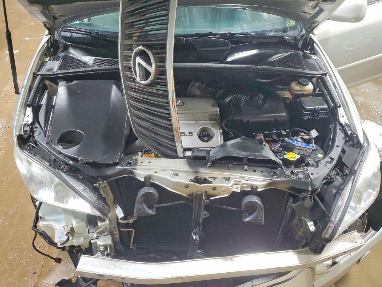 2004 LEXUS Rx 330