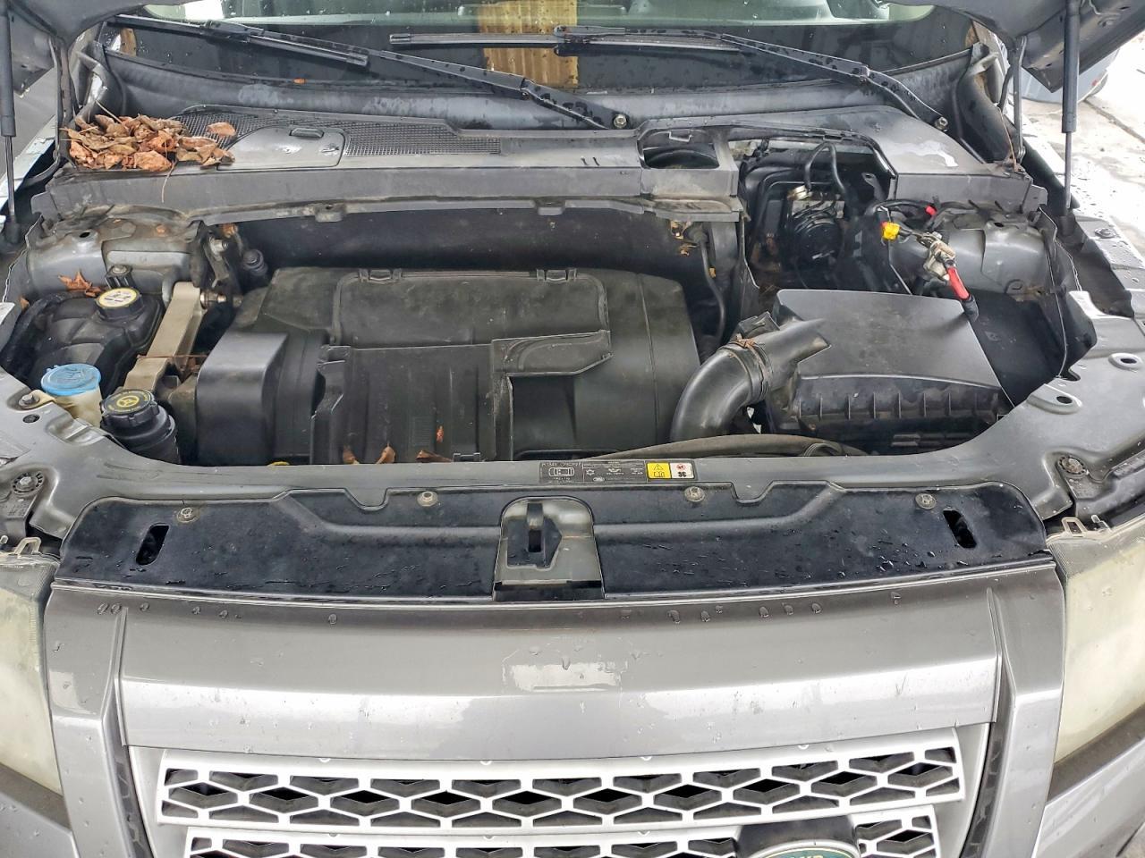 2010 LAND ROVER LR2