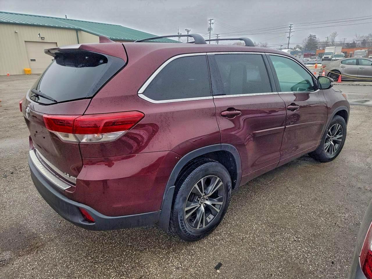 2018 TOYOTA HIGHLANDER