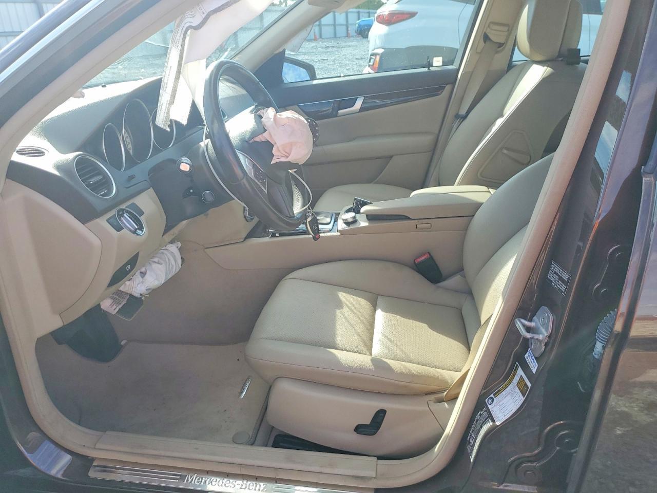 2013 MERCEDES-BENZ C-CLASS
