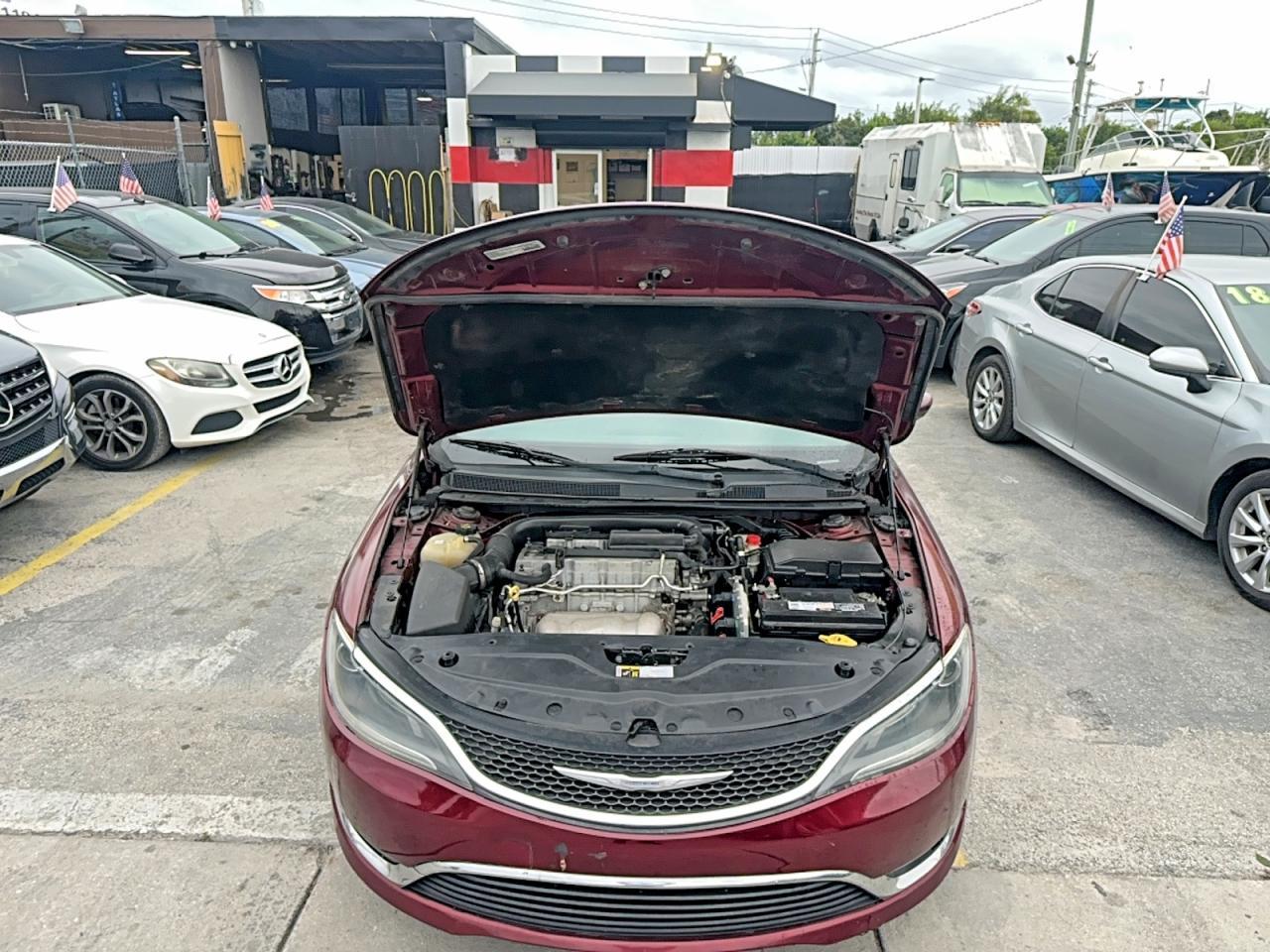 2015 CHRYSLER 200