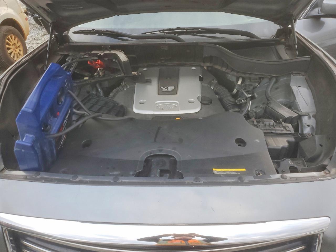 2012 INFINITI FX35
