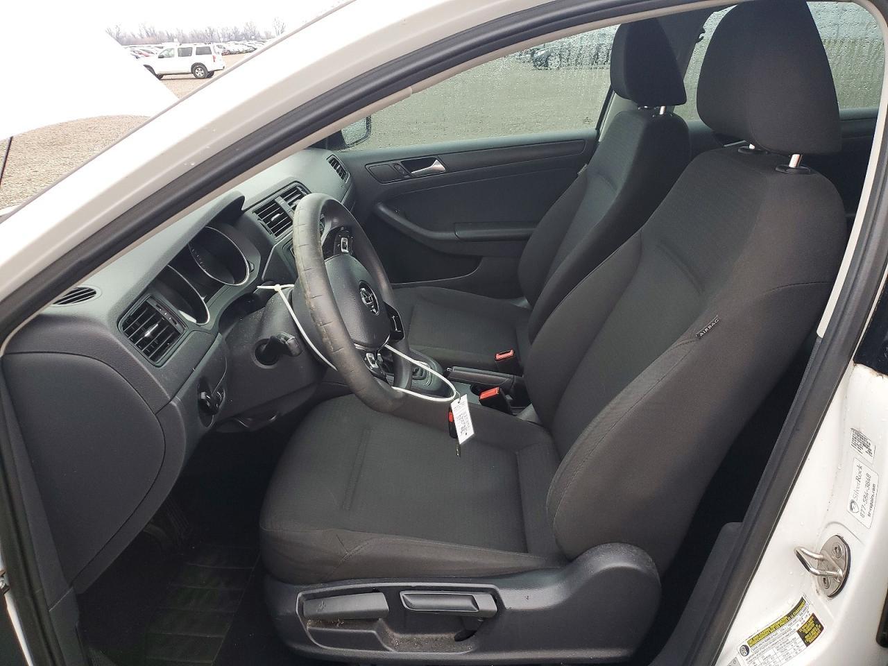 2016 VOLKSWAGEN JETTA