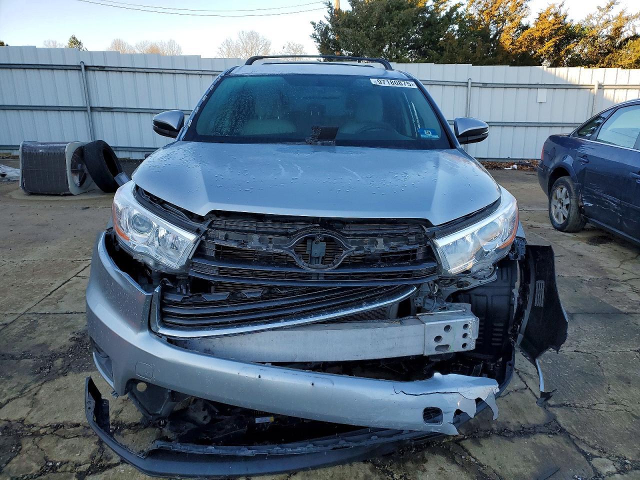 2015 TOYOTA HIGHLANDER