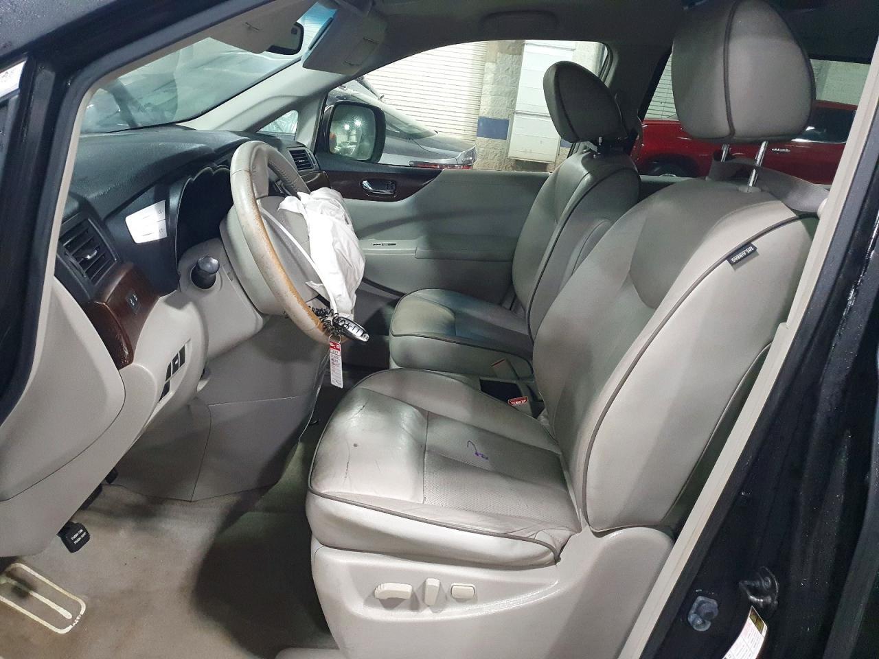 2013 NISSAN Quest