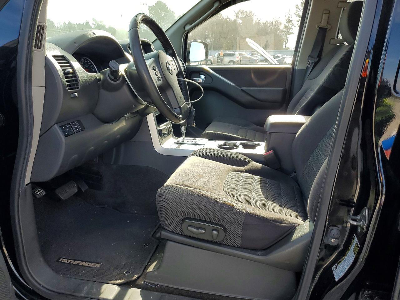 2012 NISSAN PATHFINDER