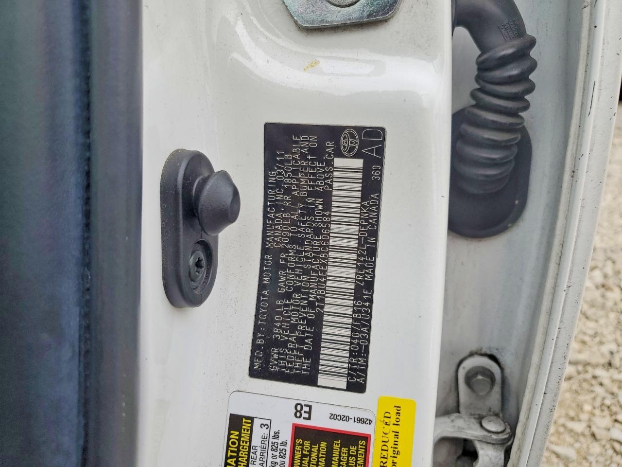 2011 TOYOTA COROLLA