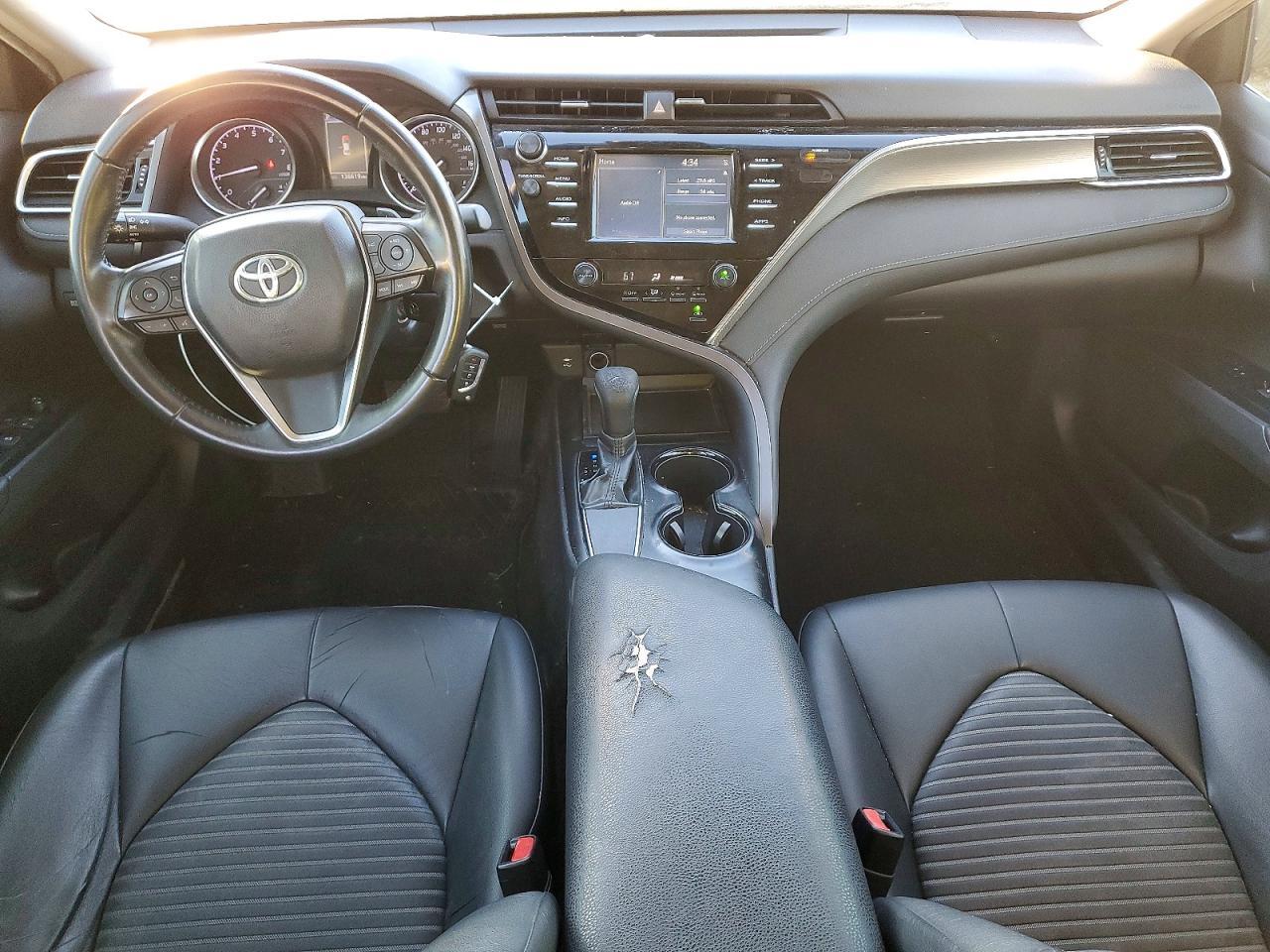 2018 TOYOTA CAMRY