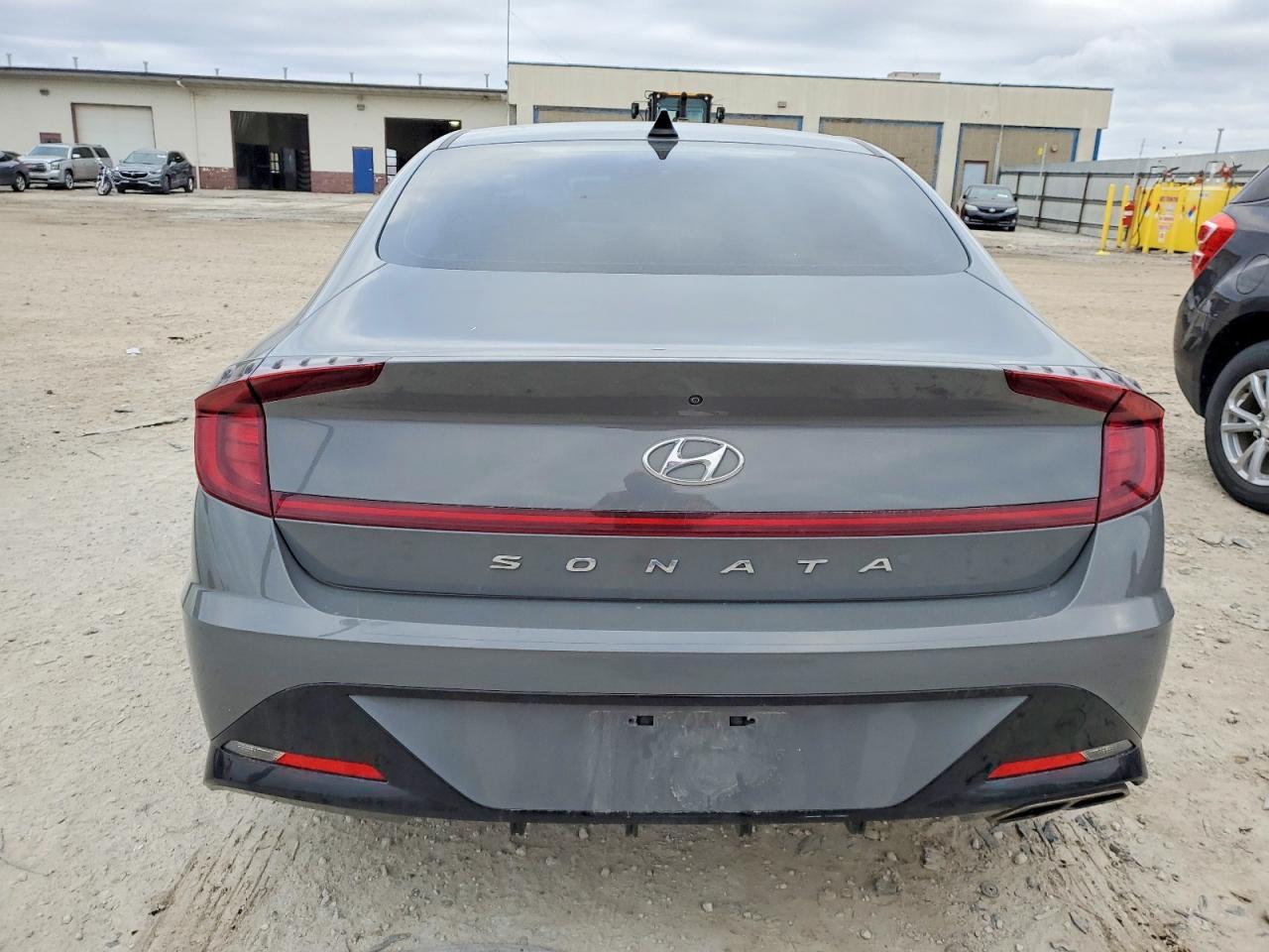2022 HYUNDAI SONATA