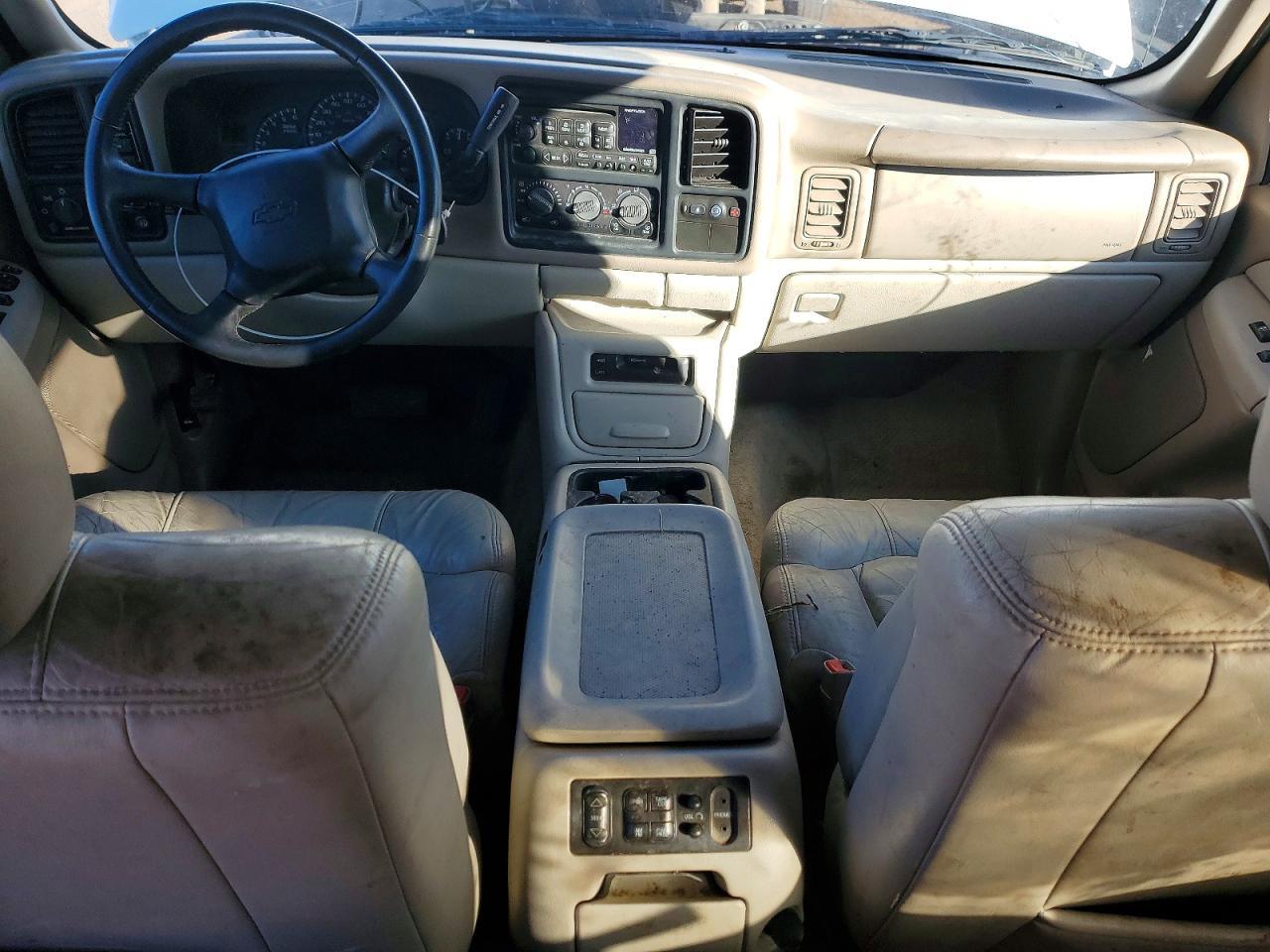 2002 CHEVROLET Tahoe