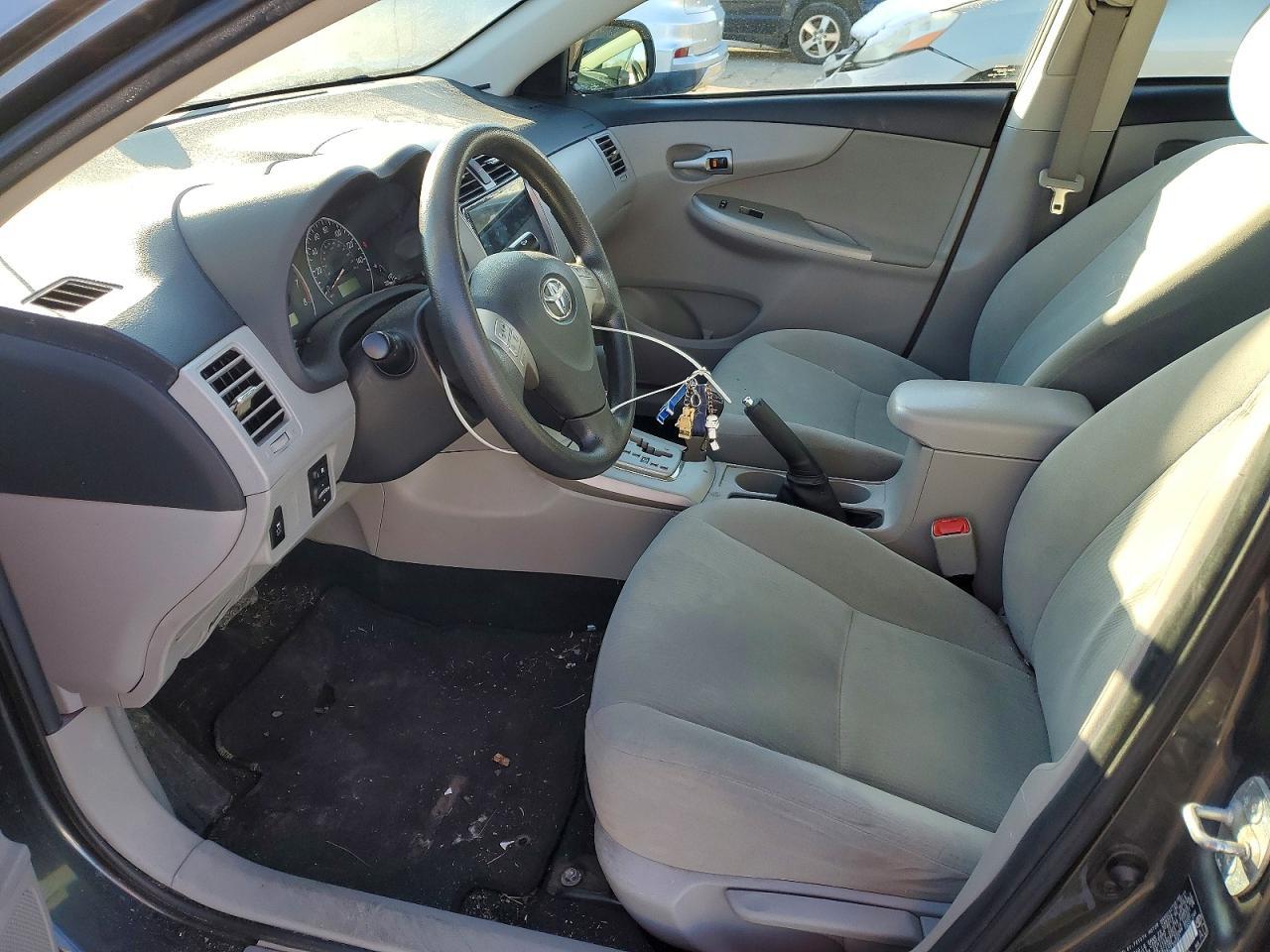 2011 TOYOTA COROLLA
