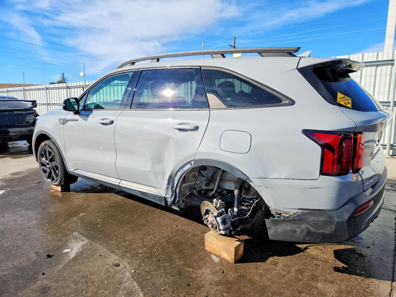 2023 KIA SORENTO