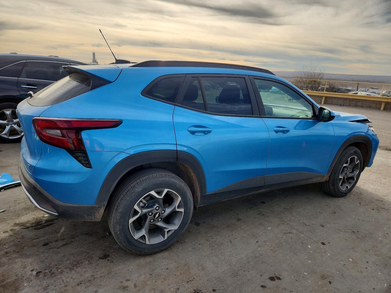 2025 CHEVROLET TRAX