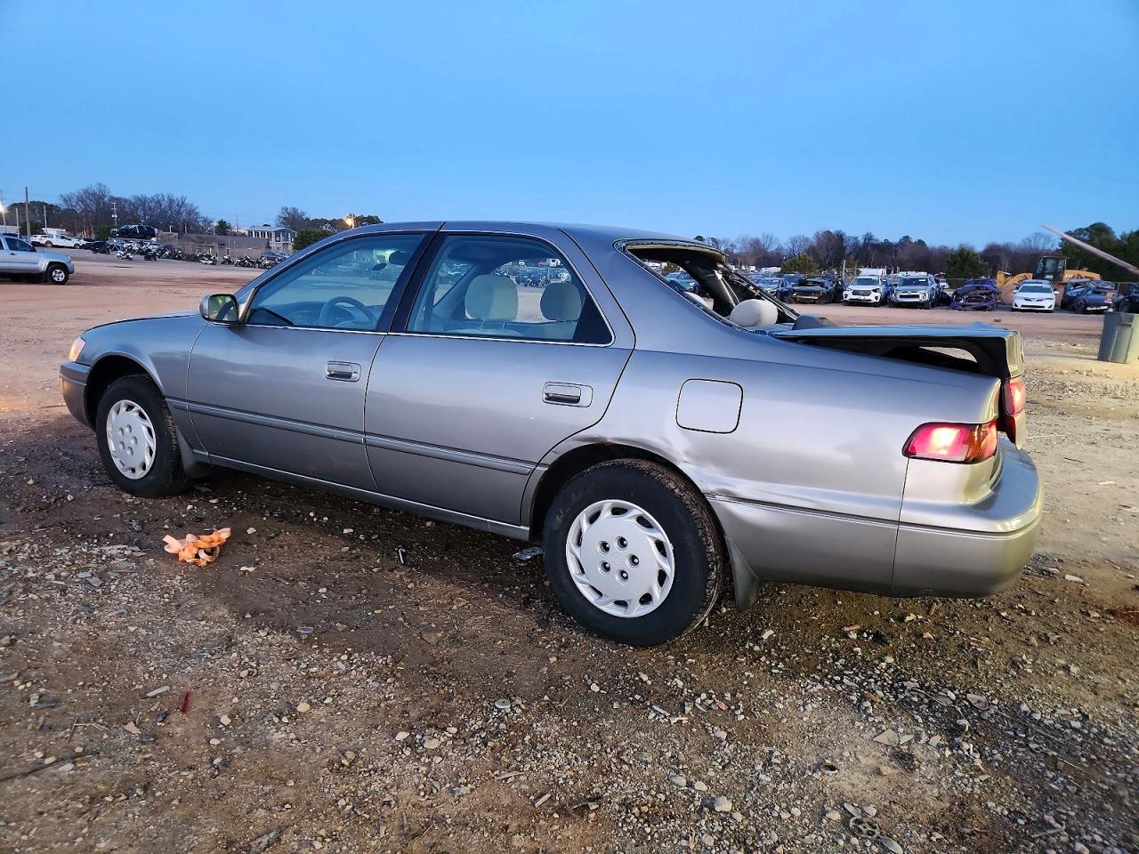 1998 TOYOTA CAMRY