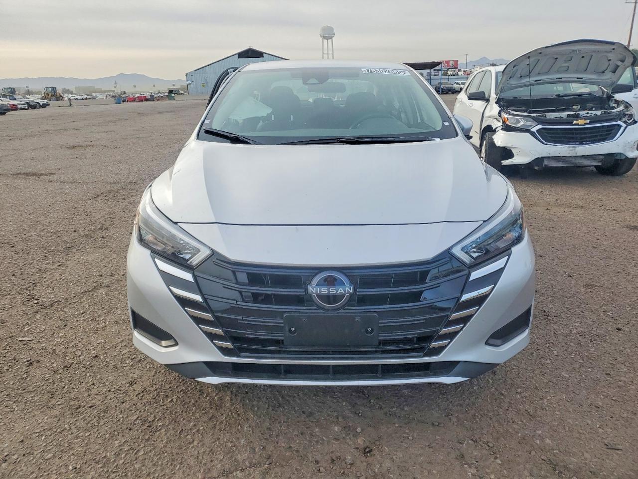 2025 NISSAN VERSA