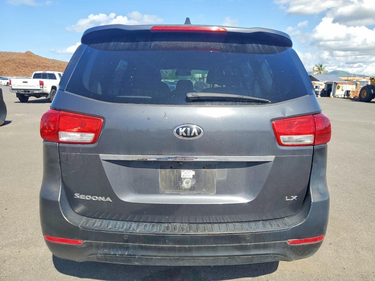 2016 KIA SEDONA