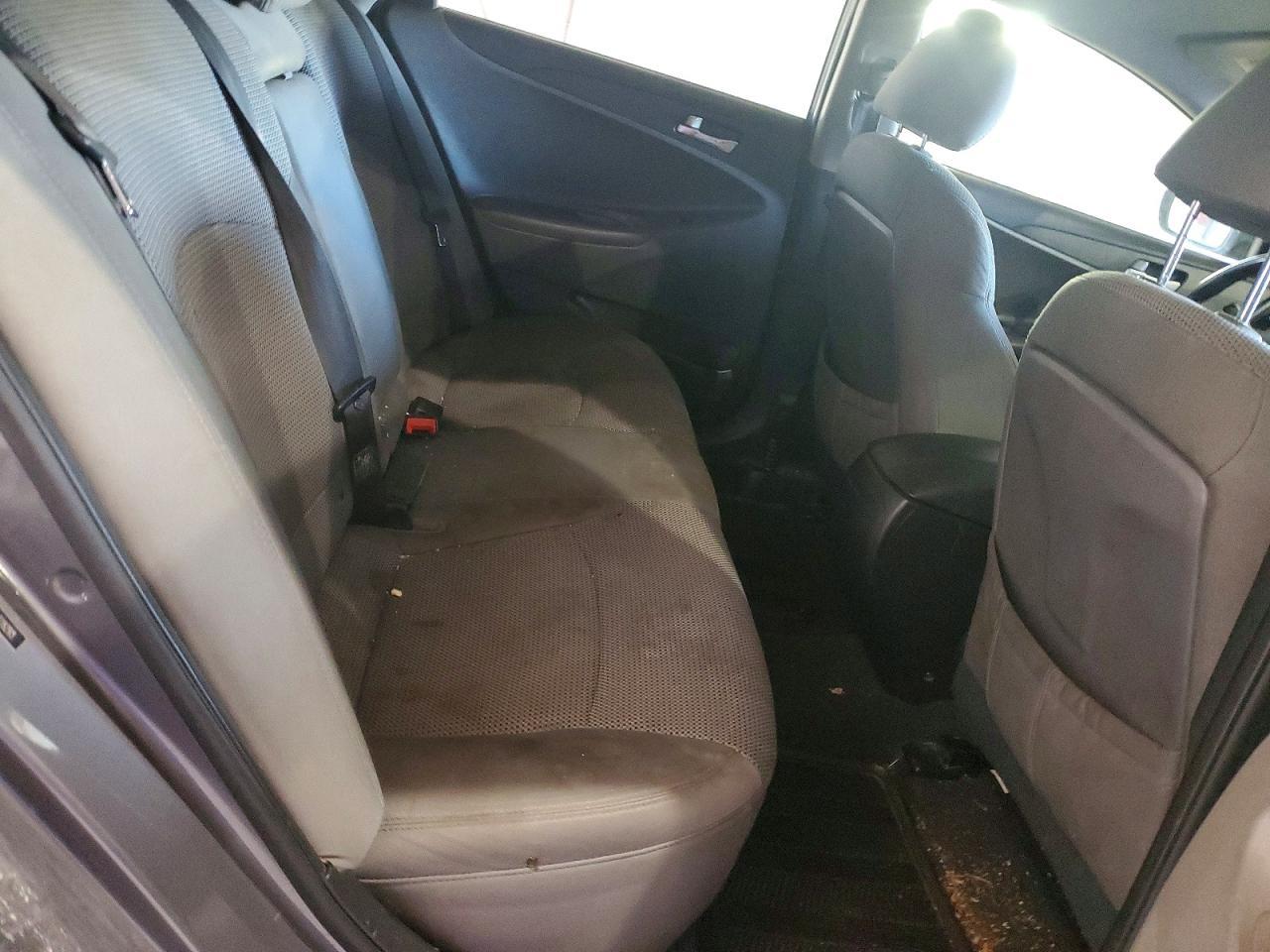 2012 HYUNDAI SONATA
