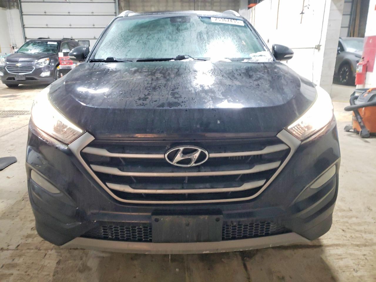2017 HYUNDAI TUCSON