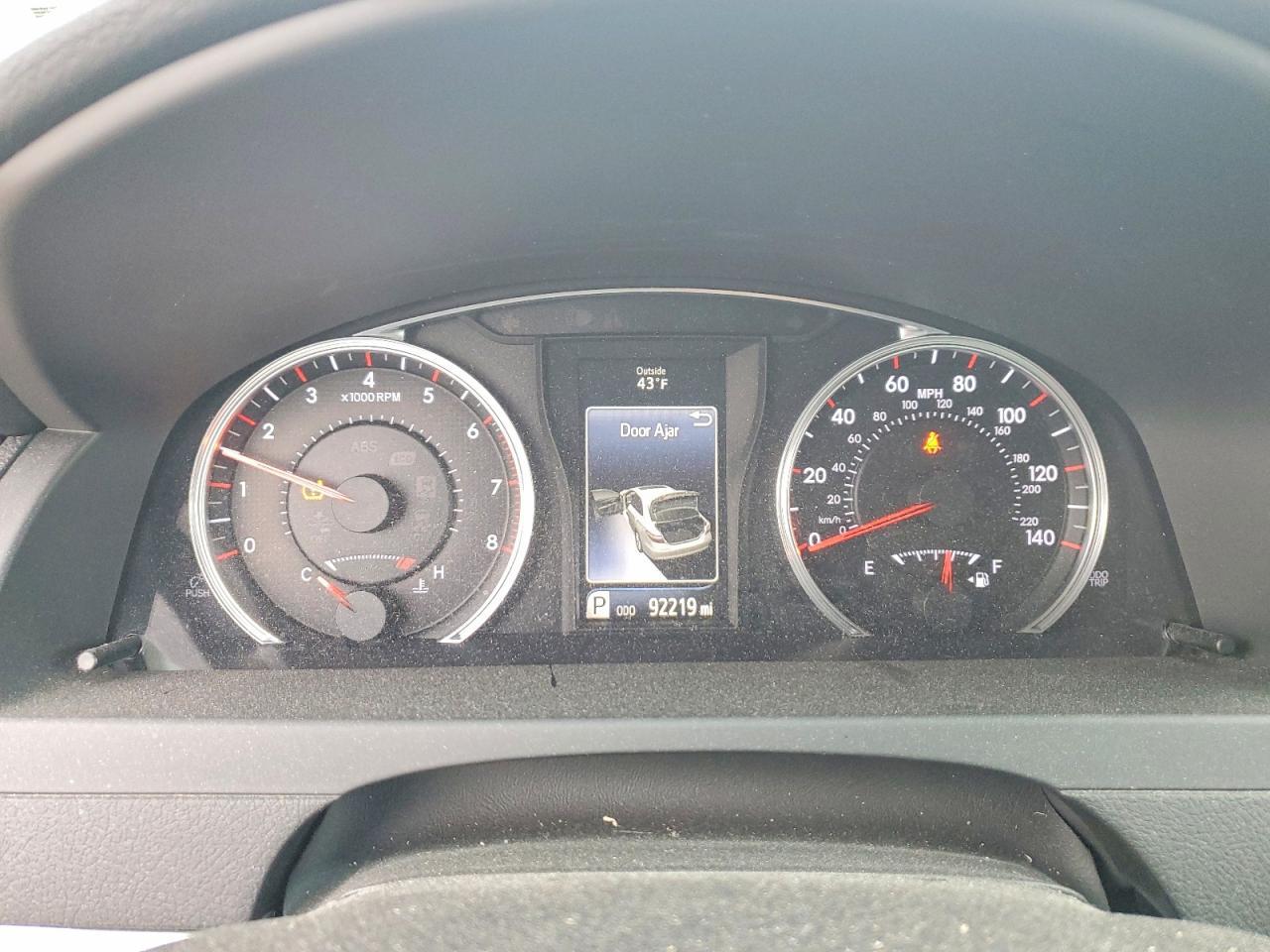 2016 TOYOTA CAMRY